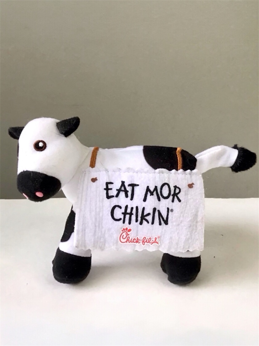 Chick-fil-A Cow EAT MOR CHIKIN 2020 Plush Stuffed Animal Toy Collectible 4” High